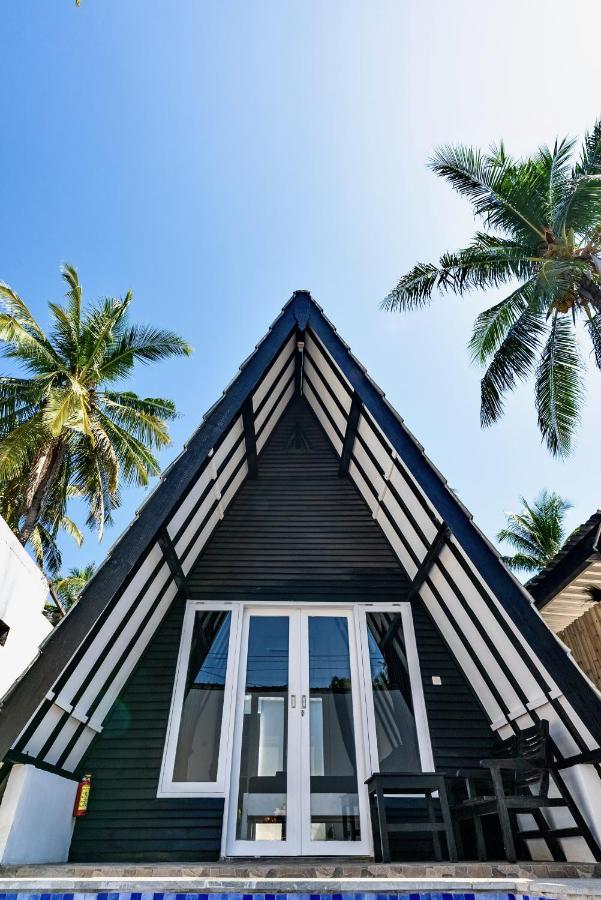 Sanctum Dive Bungalows With Private Pool Gili Trawangan Extérieur photo