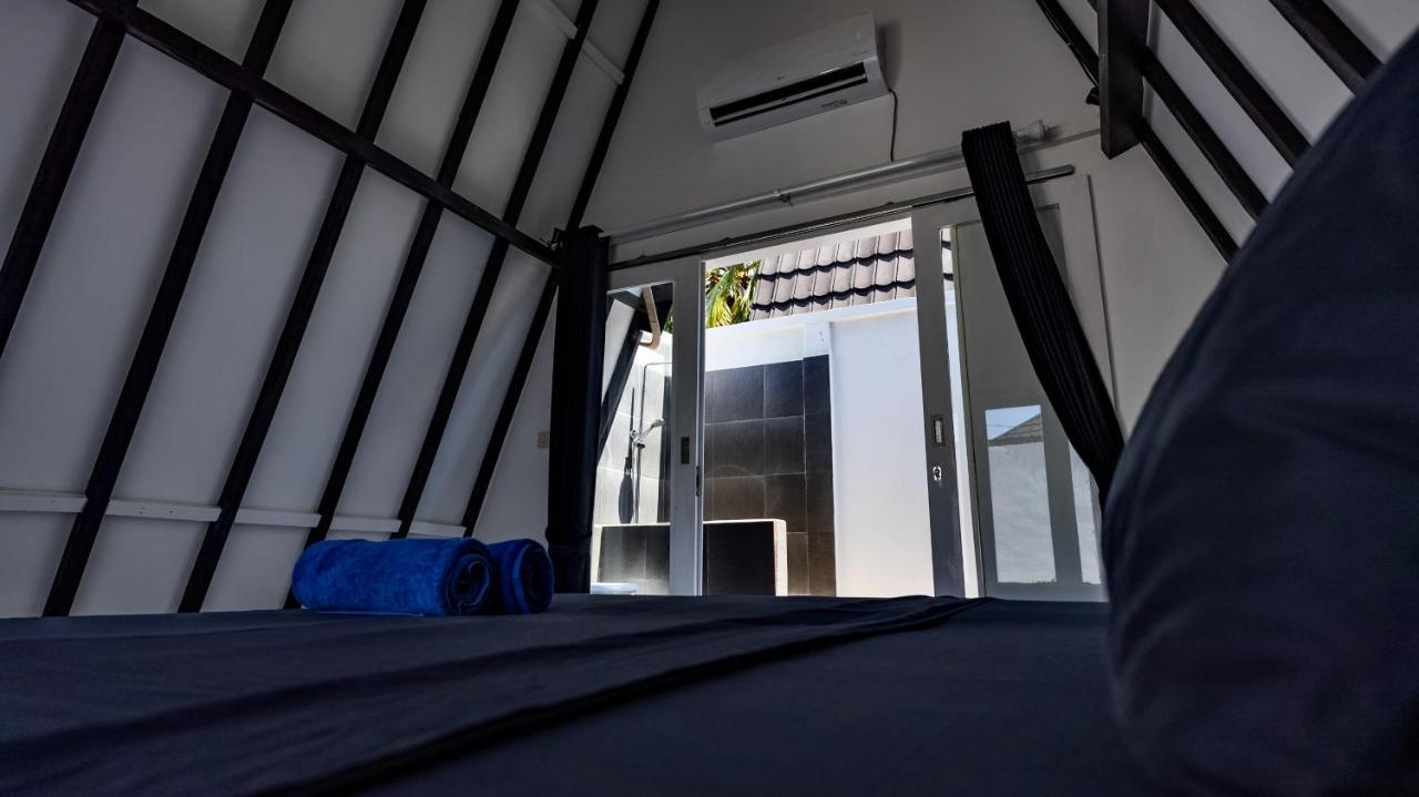 Sanctum Dive Bungalows With Private Pool Gili Trawangan Extérieur photo